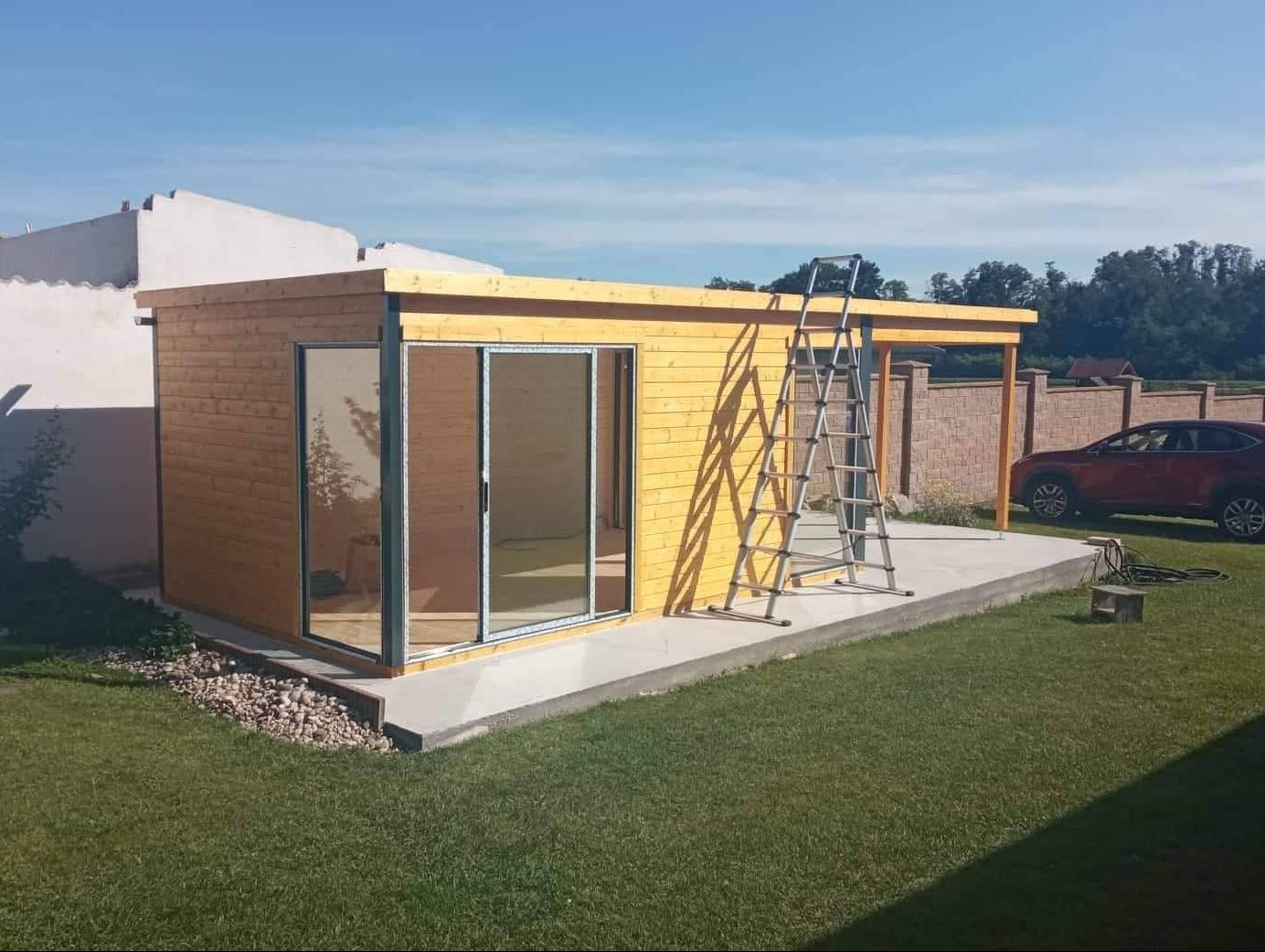 Blog 31. O výstavbe modernej záhradnej chatky pre náročných zákazníkov